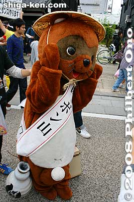 Other animals included a racoon dog
Keywords: shiga hikone mascot character costume yuru-kyara festival matsuri 