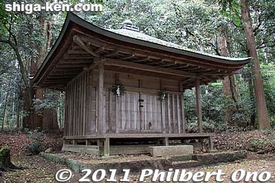 Storehouse.
Keywords: shiga koka aburahi matsuri shrine 