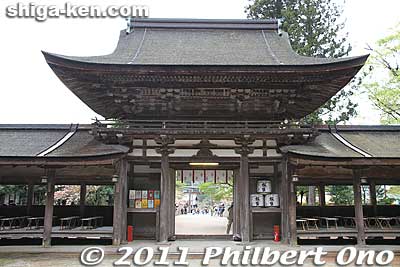 Back of the Romon Gate.
Keywords: shiga koka aburahi matsuri shrine 