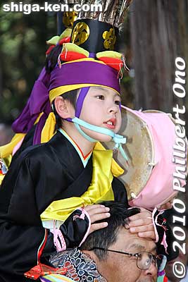 Kenketo dancer, Shiga
Keywords: shiga koka tsuchiyama tagi jinja shrine shinto kenketo matsuri festival odori dance japanchild