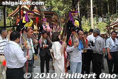 Keywords: shiga koka tsuchiyama tagi jinja shrine shinto kenketo matsuri festival odori dance 