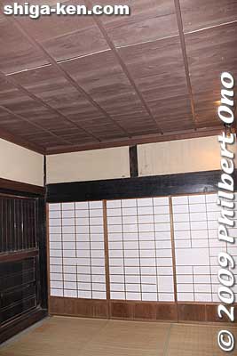 This entire ceiling was designed to fall down on any assailant in this room.
Keywords: shiga koka koga ninja village house ninjutsu