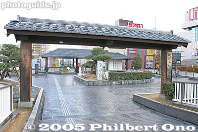 JR Kusatsu Station
Keywords: shiga prefecture kusatsu honjin tokaido stage town