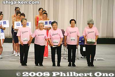 ときめきシルバーズ
Keywords: shiga maibara sports recreation 2008 spo-rec aerobics tournament competition women girls athletes