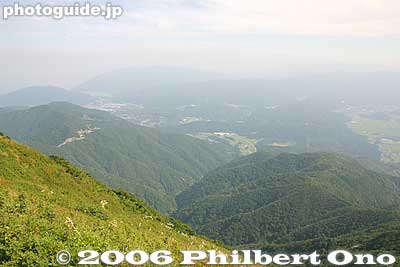 View from summit (Ibuki Driveway)
Keywords: shiga maibara mt. ibukiyama mountain ibuki summit