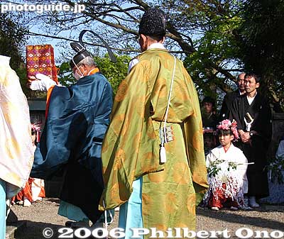 Chikuma Shrine ceremony
Keywords: shiga maibara nabe-kanmuri matsuri festival child