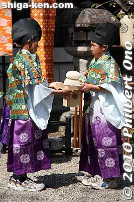 Keywords: shiga maibara sakata Shinmeigu Shrine keri yakko-buri yakko-furi daimyo procession parade festival matsuri 