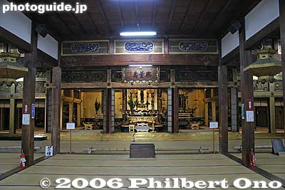Hondo main hall altar 大通寺　本堂阿弥陀堂
Keywords: shiga nagahama daitsuji temple Buddhist Jodo Shinshu Otani