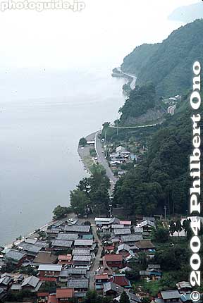 Looking at Sugaura in Nishi-Azai.
Keywords: shiga nagahama nishi-azai oku biwako parkway lake biwa