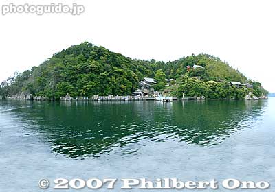 Chikubushima island is officially included in the Sengoku Expo. Accessible by boat from Nagahama Port.
Keywords: shiga nagahama