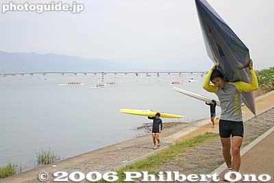 The place was not as crowded as you would think.
Keywords: shiga prefecture otsu lake biwa biwako regatta boat race rowing