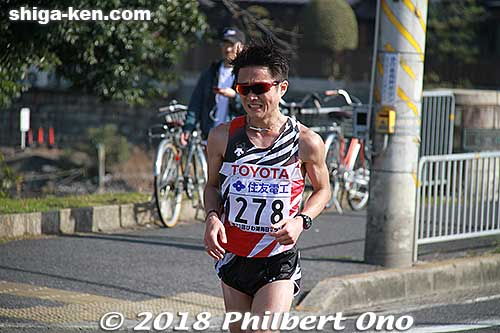 I stayed and watched the remaining runners.
Keywords: shiga otsu biwako mainichi lake biwa marathon