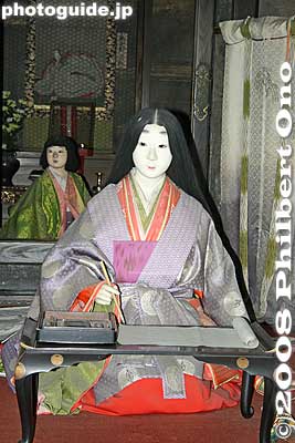 Mannequin of Lady Murasaki Shikibu writing Tale of Genji. 紫式部源氏の間
Keywords: shiga otsu tale of genji monogatari novel millenium ishiyamadera murasaki shikibu