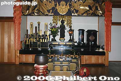 Chojitsudo Hondo altar 朝日堂
Keywords: shiga otsu gichuji temple