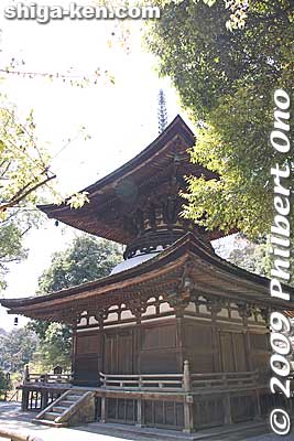 The Tahoto was built in 1194 upon the patronage of Minamoto Yoritomo. It is Japan's oldest Tahoto and one of the three most famous ones.
Keywords: shiga otsu ishiyama-dera buddhist temple shigabestkokuho