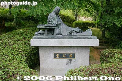 Statue of Lady Murasaki Shikibu.
Keywords: shiga otsu ishiyama-dera buddhist temple