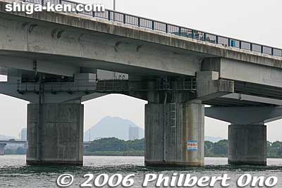 Omi Ohashi Bridge 近江大橋
Keywords: shiga otsu lakefront lake biwako