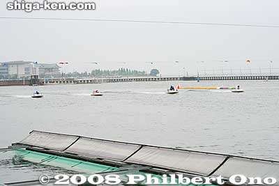 Go!
Keywords: shiga otsu biwako kyotei motorboat race racing course 