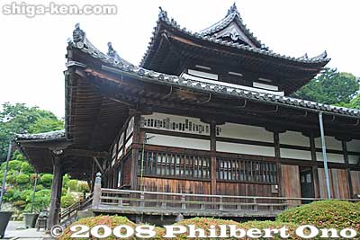 Side view of Kannon-do Hall.
Keywords: shiga otsu miidera onjoji temple tendai buddhist sect