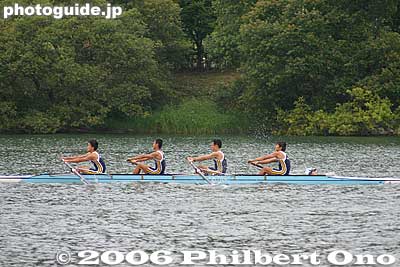 Kyodai's 4-man crew rowing
Keywords: shiga boat rowing race tokyo kyoto university lake biwa setagawa seta river regattabest