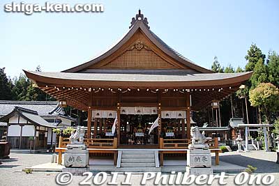 Haiden hall, reconstructed anew.
Keywords: shiga ryuo-cho ryuou namura shrine jinja