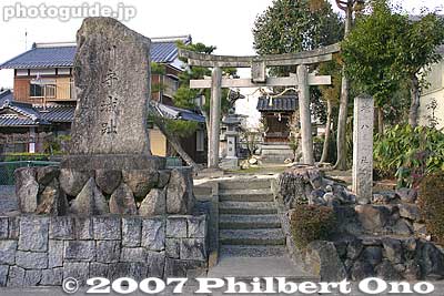 Kawamori Castle, Ryuo-cho, Shiga 川守城跡 [url=http://goo.gl/maps/lCyzh]MAP[/url]
Keywords: shiga ryuo-cho japancastle