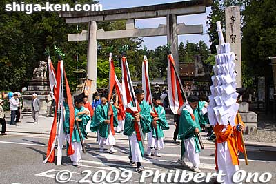 Keywords: shiga taga-cho taisha matsuri festival shrine torii