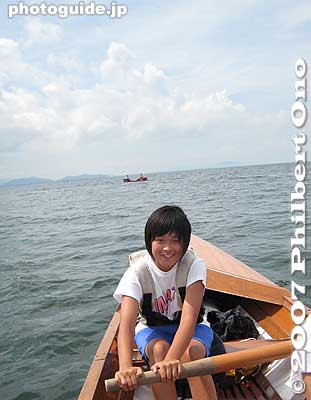 "This journey fills my heart with intense happiness..."「さすらいの　旅にしあれば　しみじみと」
Keywords: shiga takashima imazu junior high school rowing club lake biwa