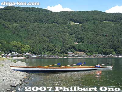 Fixed-seat boat フィックス艇
Keywords: shiga takashima imazu junior high school rowing club lake biwa