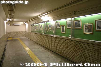 Makino Station corridor with a photo showcase.
Keywords: shiga takashima makino 