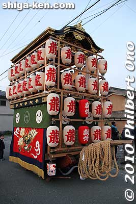 The Omizo Matsuri is the biggest festival (Reisai) of Hiyoshi Jinja Shrine in Takashima (not to be confused with Hiyoshi Taisha in Otsu which is related) held annually on May 3-4.
Keywords: shiga takashima omizo matsuri festival float shigabestmatsuri