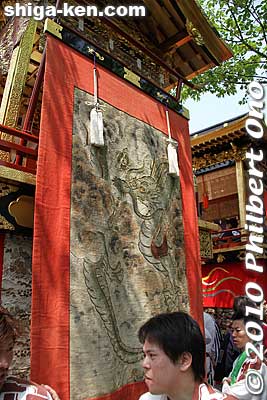 Tapestry on the back of Takara hikiyama float.
Keywords: shiga takashima omizo matsuri festival hikiyama float 