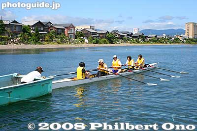 Ready to race.
Keywords: shiga takashima imazu regatta lake biwa rowing race boats