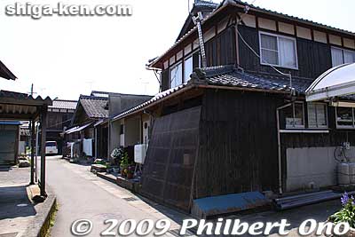 Kabata shed attached to a home.
Keywords: shiga takashima shin-asahi harie 