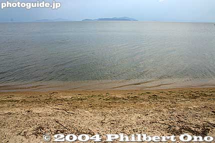 Keywords: shiga takashima takashima-cho lake biwa beach shore water 