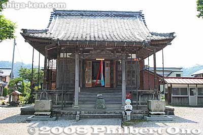 Nishino Yakushido Kannon-do Hall, also called Jumanji temple. Inside this hall is one 11-face and fleshy Kannon statue and one Yakushi Nyorai statue. Photography not allowed. 充満寺
Keywords: shiga nagahama takatsuki-cho kannon buddhist temple