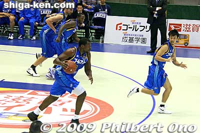 Gary Hamilton
Keywords: shiga yasu lakestars pro basketball game bj-league Takamatsu Five Arrows 