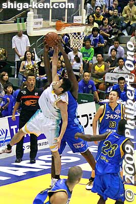 Block
Keywords: shiga yasu lakestars pro basketball game bj-league Takamatsu Five Arrows 