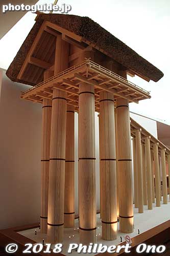High wooden pillars supporting the Honden Hall so that it is closer to the gods.
Keywords: Shimane Museum Ancient Izumo