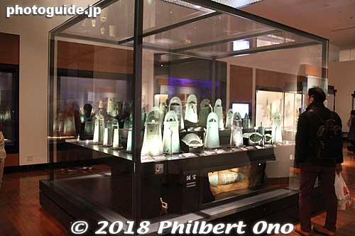 Other museum exhibits included many different ancient artifacts like dotaku bronze bells that are all National Treasures.
Keywords: Shimane Museum Ancient Izumo