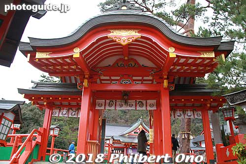 Gate to Taikodani Inari Jinja Shrine.
Keywords: shimane tsuwano Taikodani Inari Jinja Shrine