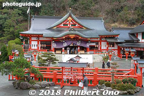 Taikodani Inari Jinja Shrine's Haiden worship hall.
Keywords: shimane tsuwano Taikodani Inari Jinja Shrine