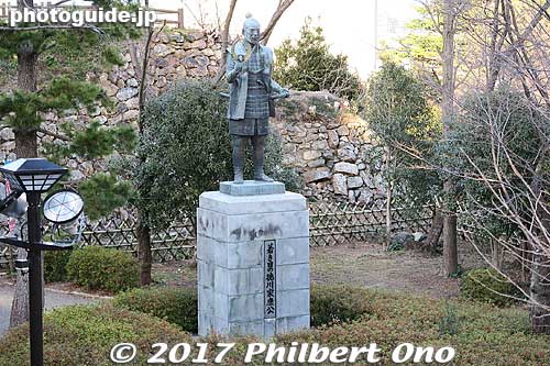 Statue of Ieyasu in Hamamatsu Castle Park.
Keywords: shizuoka Hamamatsu Castle