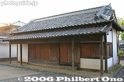 Guard house next to Otemon Gate
大手門番所
Keywords: shizuoka prefecture kakegawa castle yamauchi kazutoyo