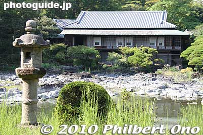 Rakujuen Garden and Rakujukan villa, Mishima, Shizuoka.
Keywords: shizuoka mishima rakujuen garden japangarden