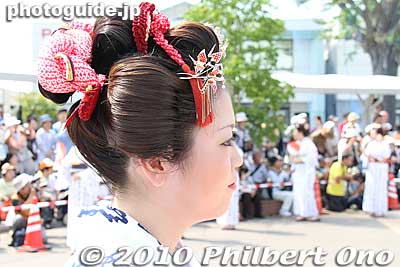 I had never seen so many women wearing Shimada-ryu with their real hair, so I was very impressed.
Keywords: shizuoka shimada shimada-ryu geisha hairstyle women dancers festival matsuri9 