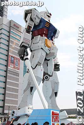 Keywords: shizuoka higashi giant gundam statue hobby fair 