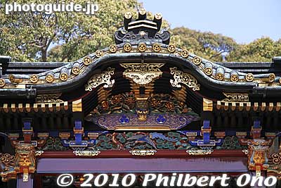 Karamon Gate's ornate roof.
Keywords: shizuoka nihondaira 