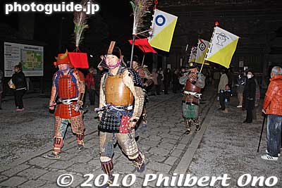 Keywords: tochigi ashikaga toshikoshi samurai warrior procession festival matsuri 