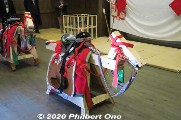 Non-moving wooden horses for yabusame horseback archery. It was funny to see and do this.
Keywords: tochigi Edo Wonderland Nikko Edomura